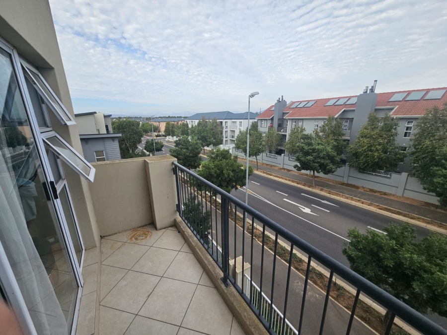 To Let 2 Bedroom Property for Rent in Buh Rein Estate Western Cape